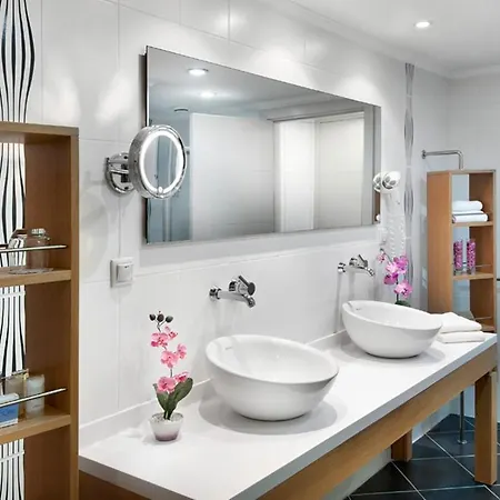 Hotel Belconti 5*